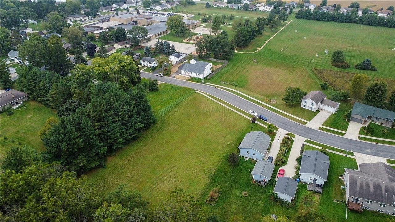 LOT 30 2nd St Brooklyn, WI 53521  | Land/Lot