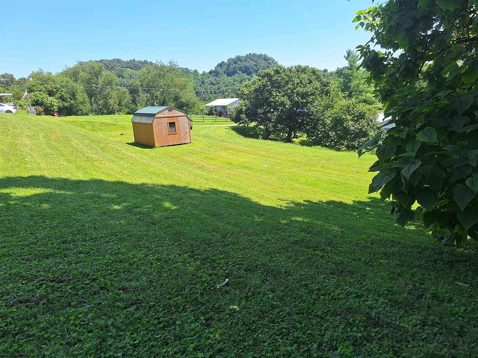 Chicken Farm Rd Clarksburg, WV 26301  | Land/Lot