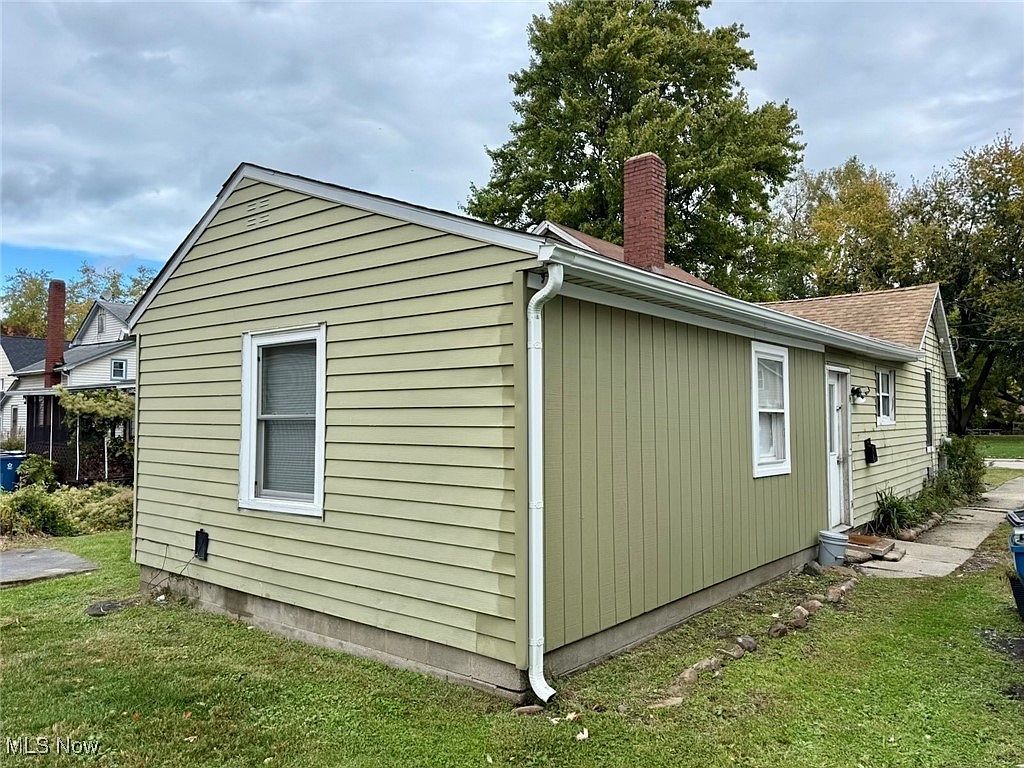 477 Henry St Painesville, OH 44077 | Single Family