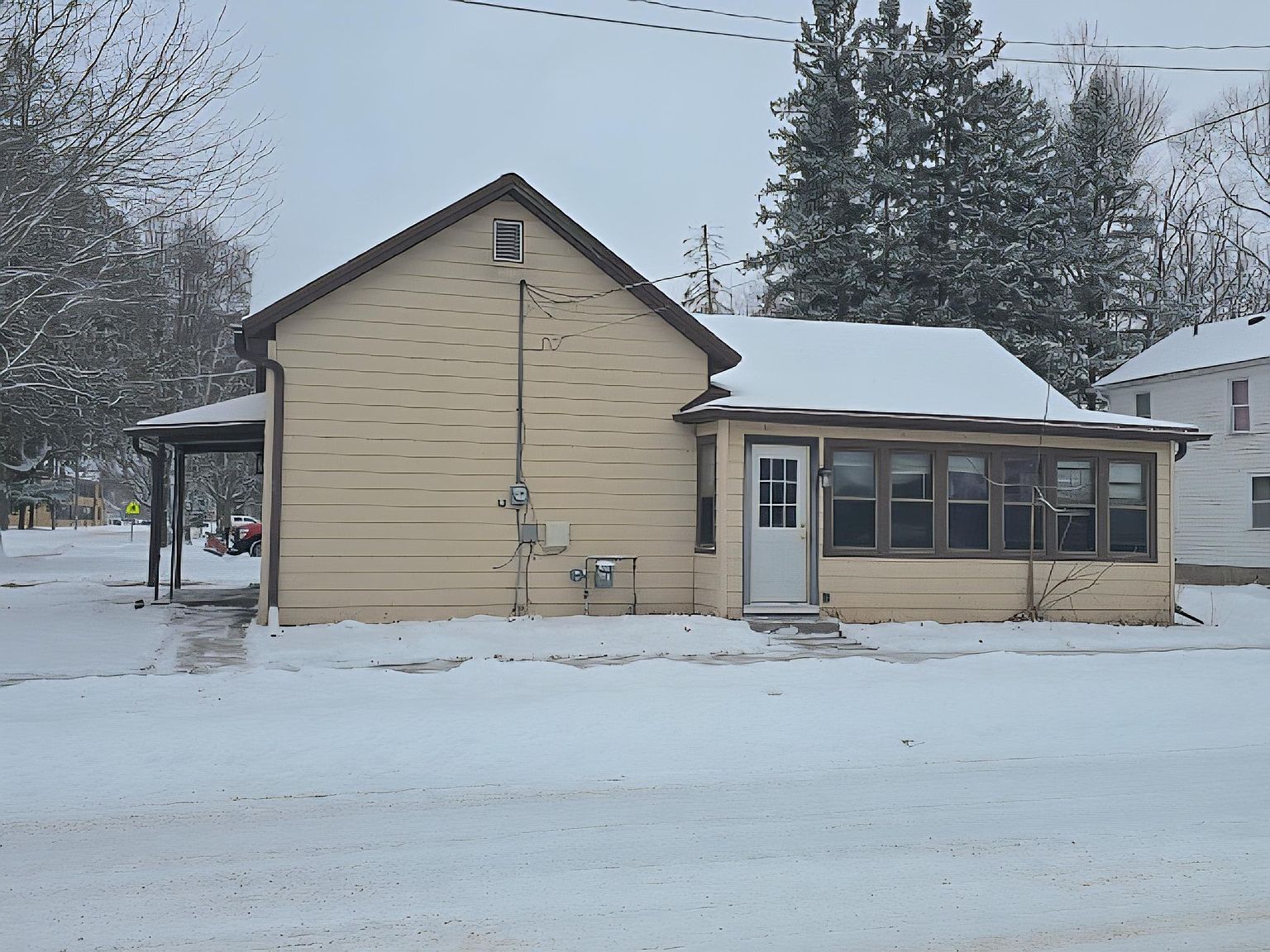 231 E Center St Shawano, WI 54166  | Single Family