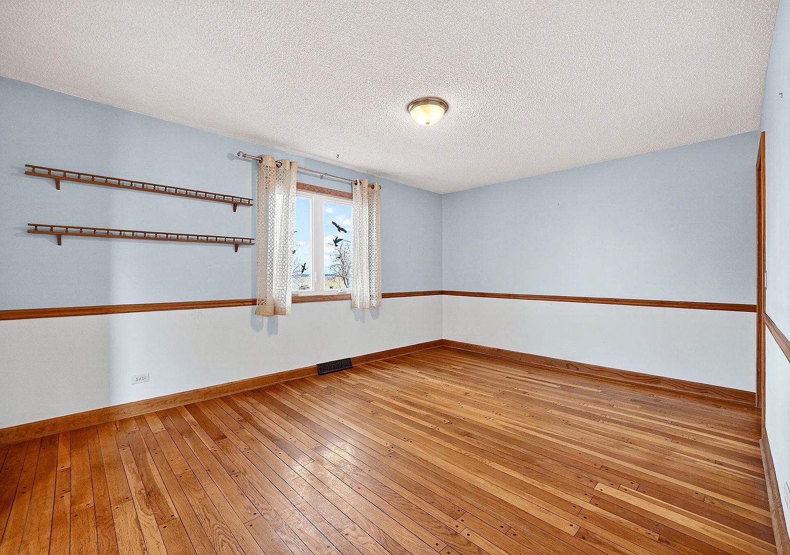 21230 Virginia Rd Dekalb, IL 60115  | Single Family