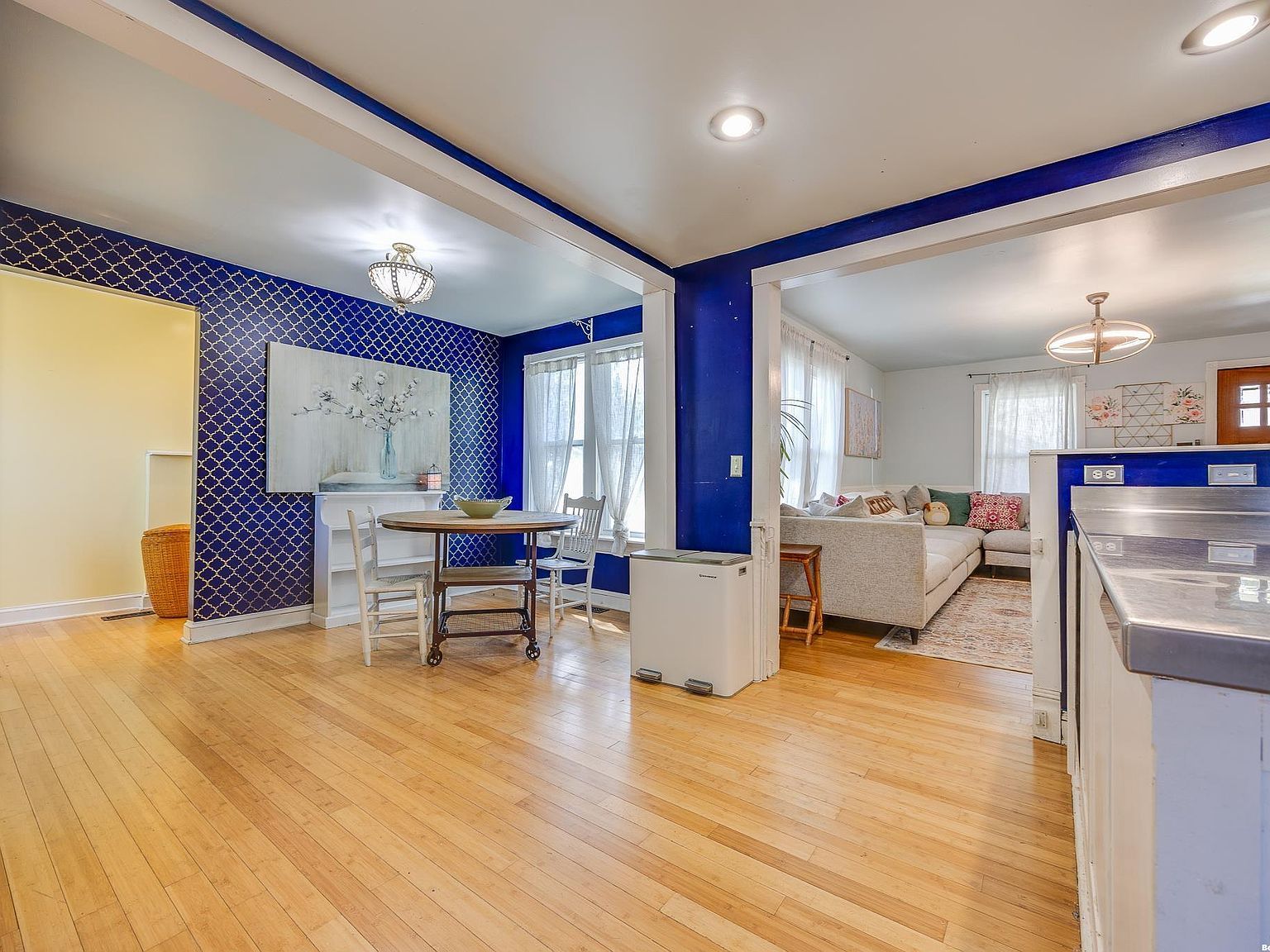 1512 College St Baldwin City, KS 66006  | Single Family