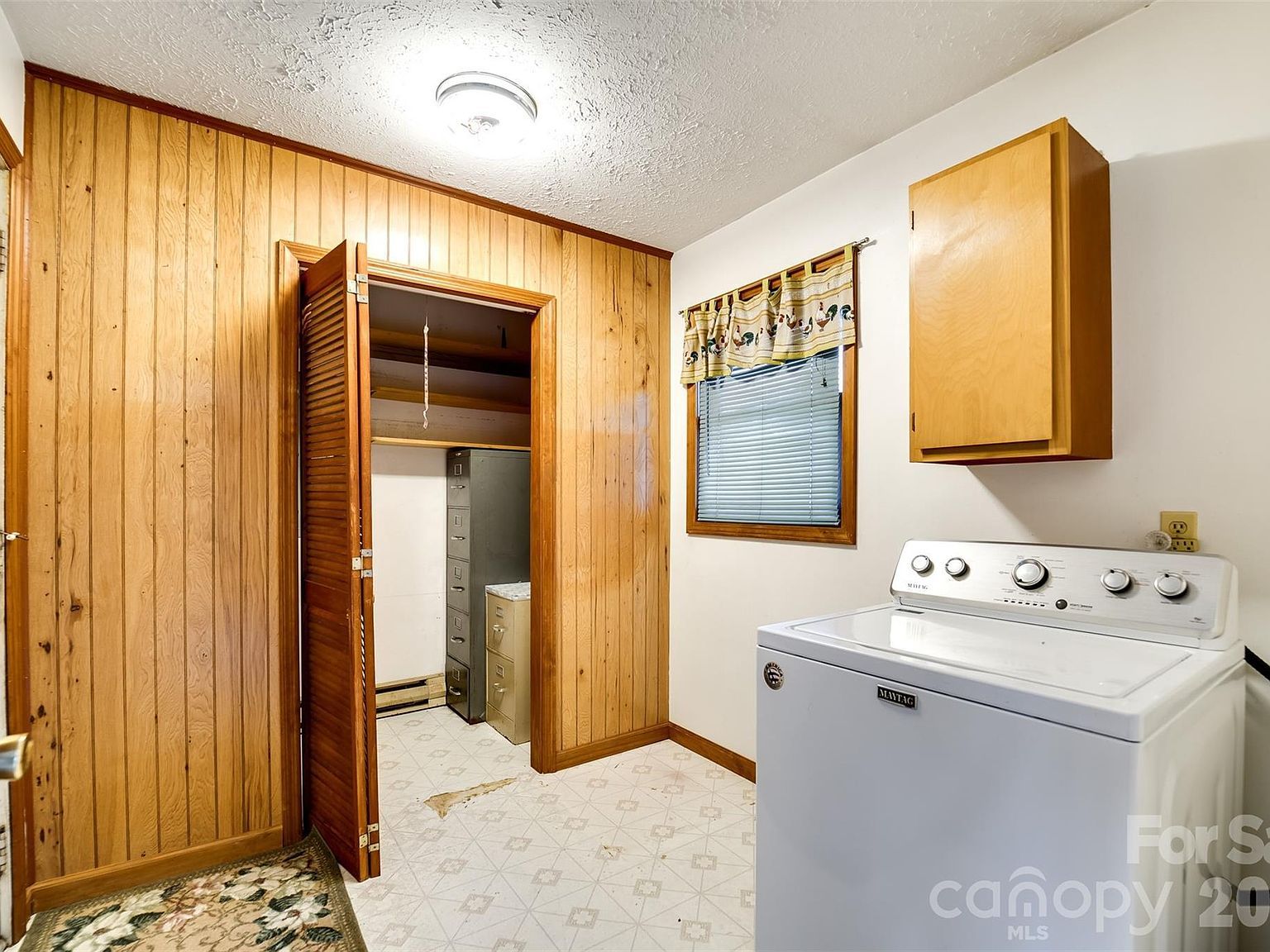 21 Queen St Sylva, NC 28779 | Single Family