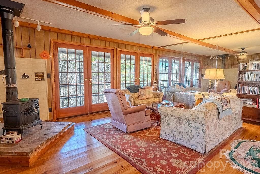 465 Enchanted Forest Dr Sylva, NC 28779  | Single Family
