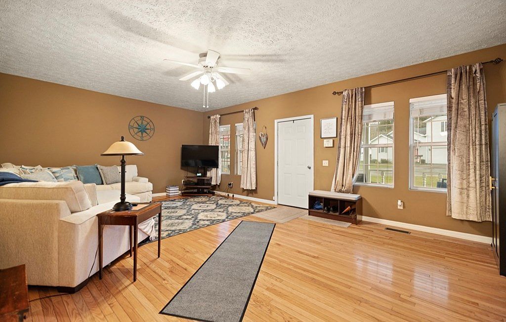 270 Rockaway St Hazard, KY 41701  | Single Family