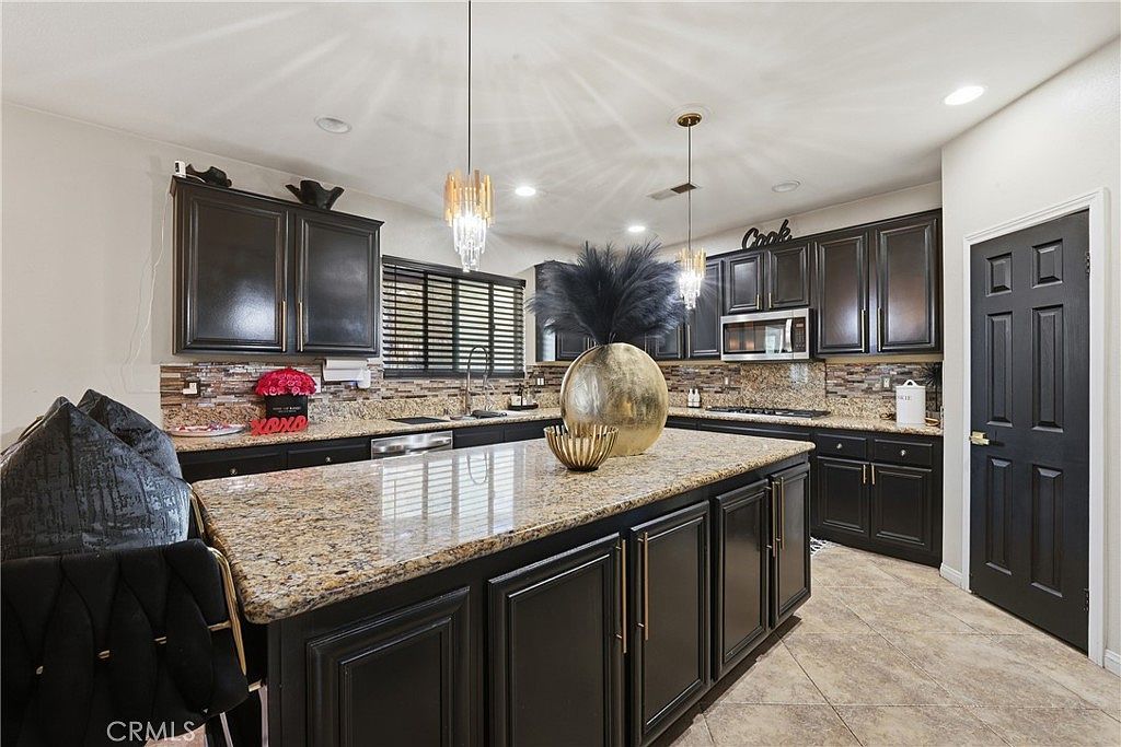 16180 Angel Canyon Dr Riverside, CA 92503 | Single Family