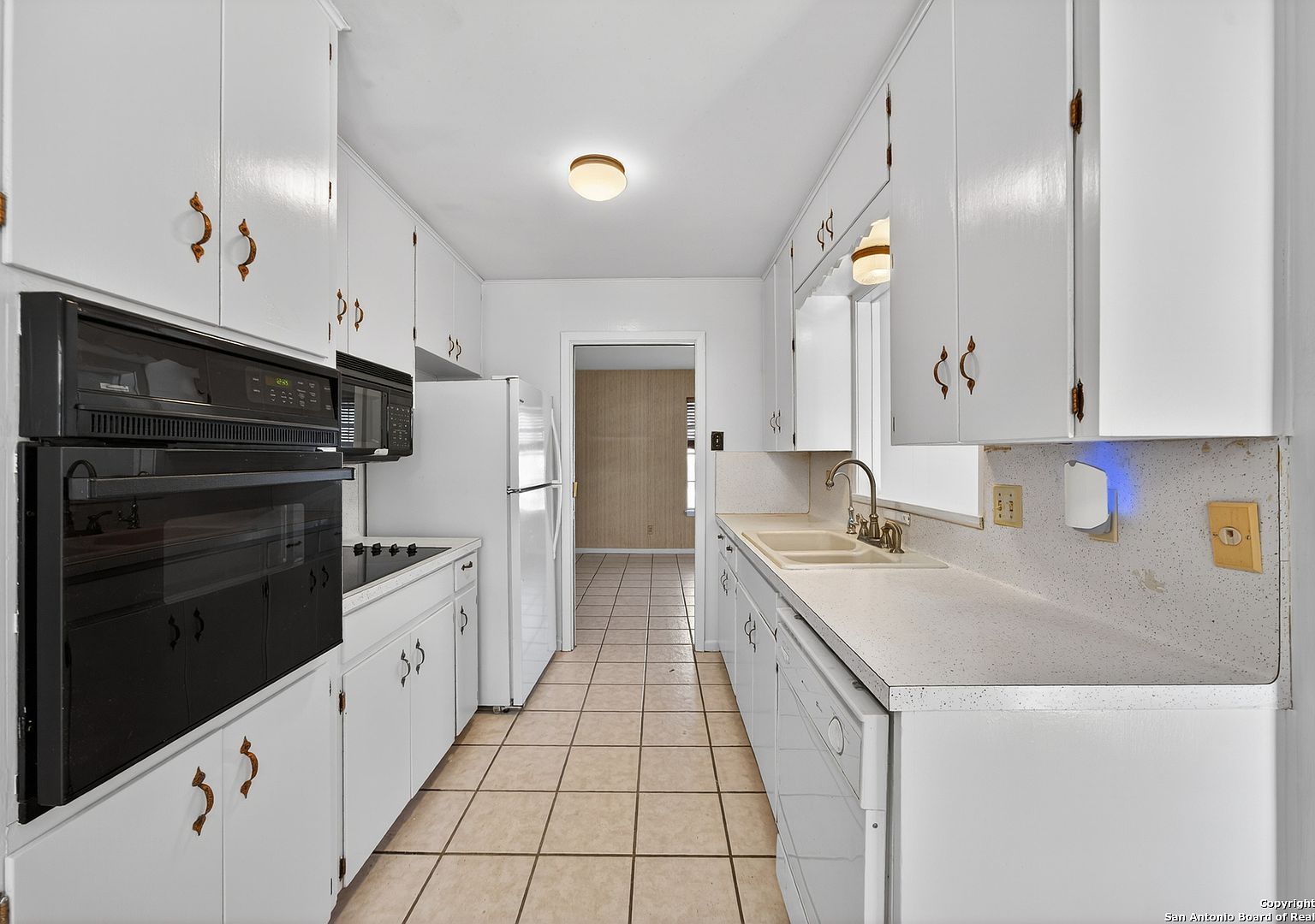 3802 Oak Trl San Antonio, TX 78228 | Single Family