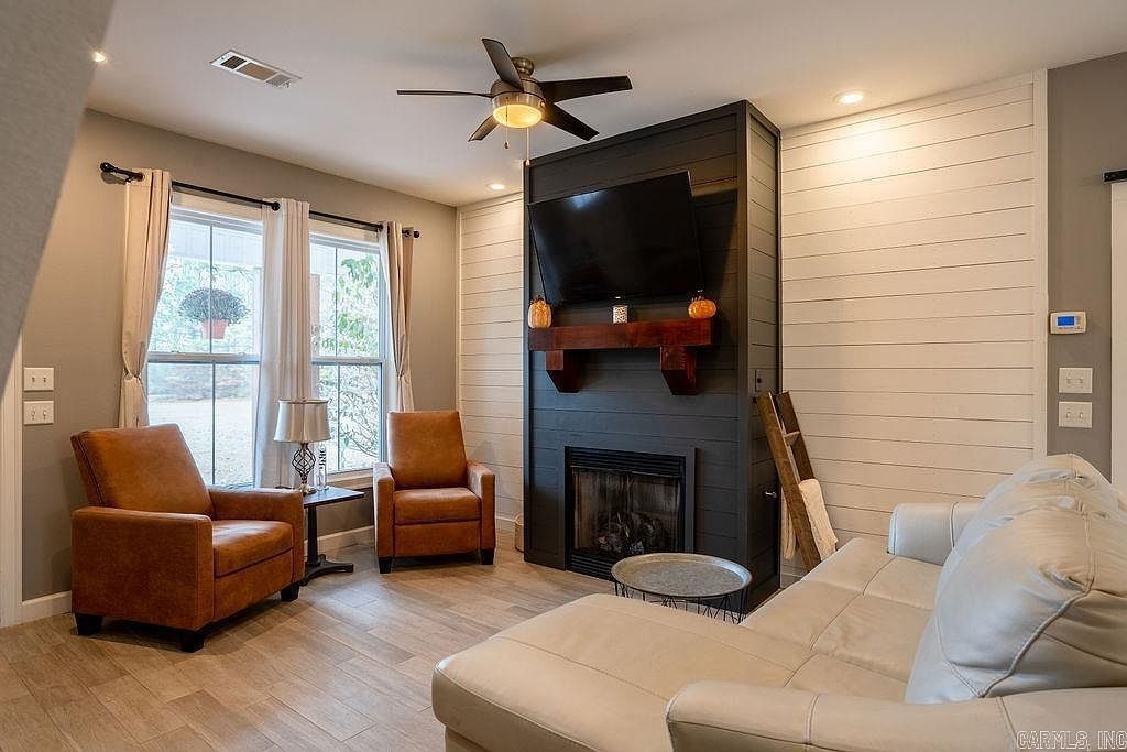 139 River Trl Heber Springs, AR 72543  | Single Family