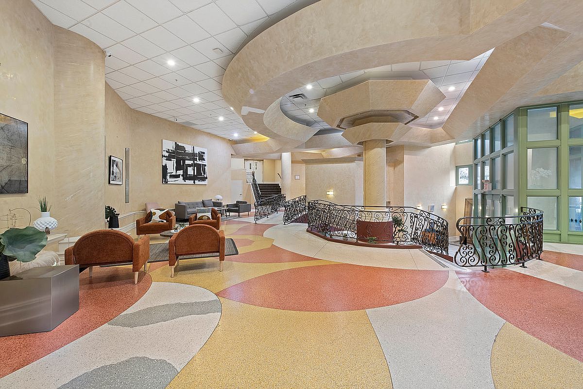 19-19 24th Ave #R102 Astoria, NY 11105 | Condominium