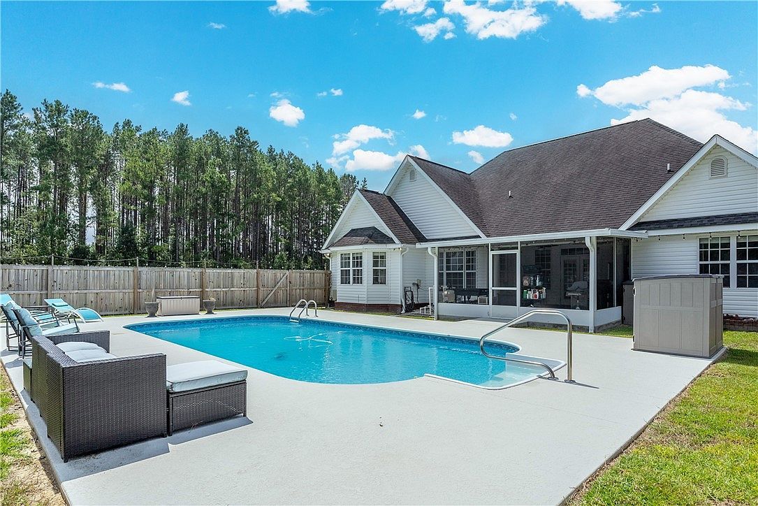 1320 Whitney Lake Rd Blackshear, GA 31516 | Single Family