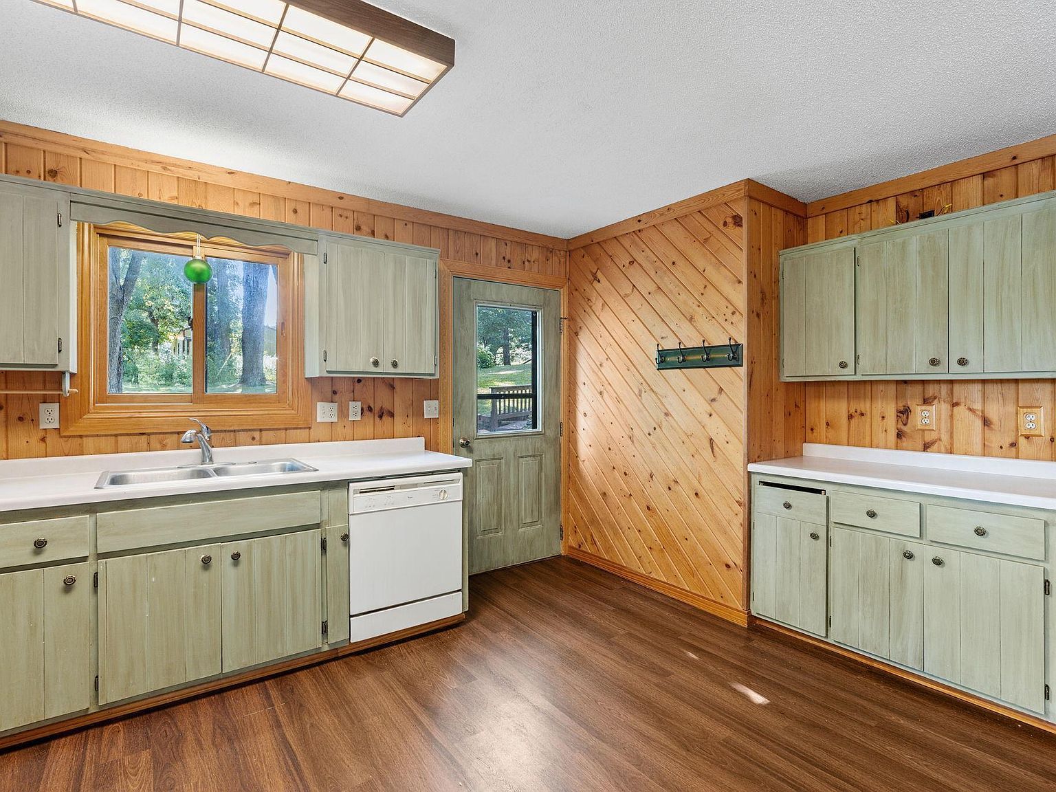 19091 Island View Dr Mora, MN 55051 | Single Family