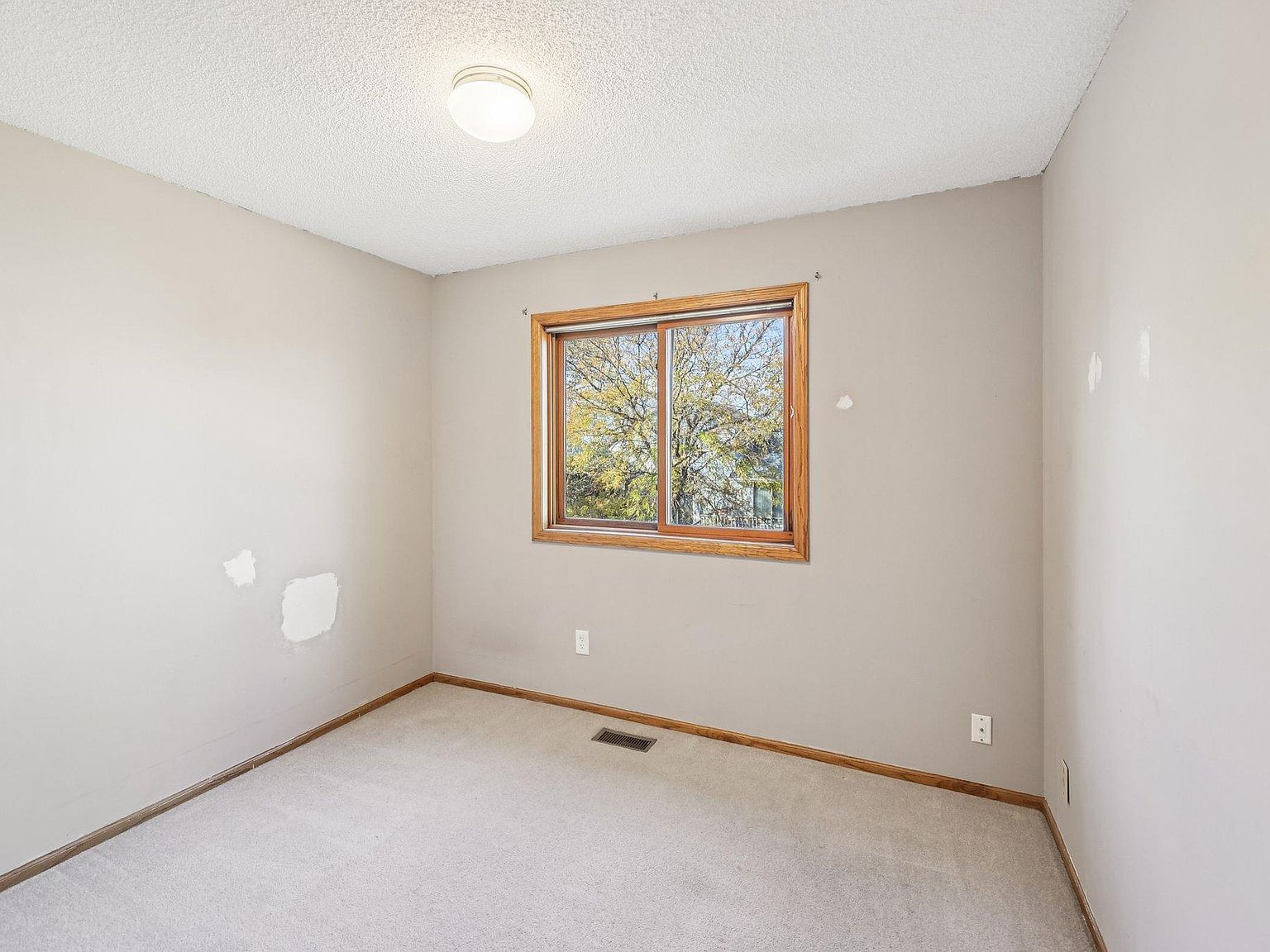 4824 89th Cres N Brooklyn Park, MN 55443 | Single Family