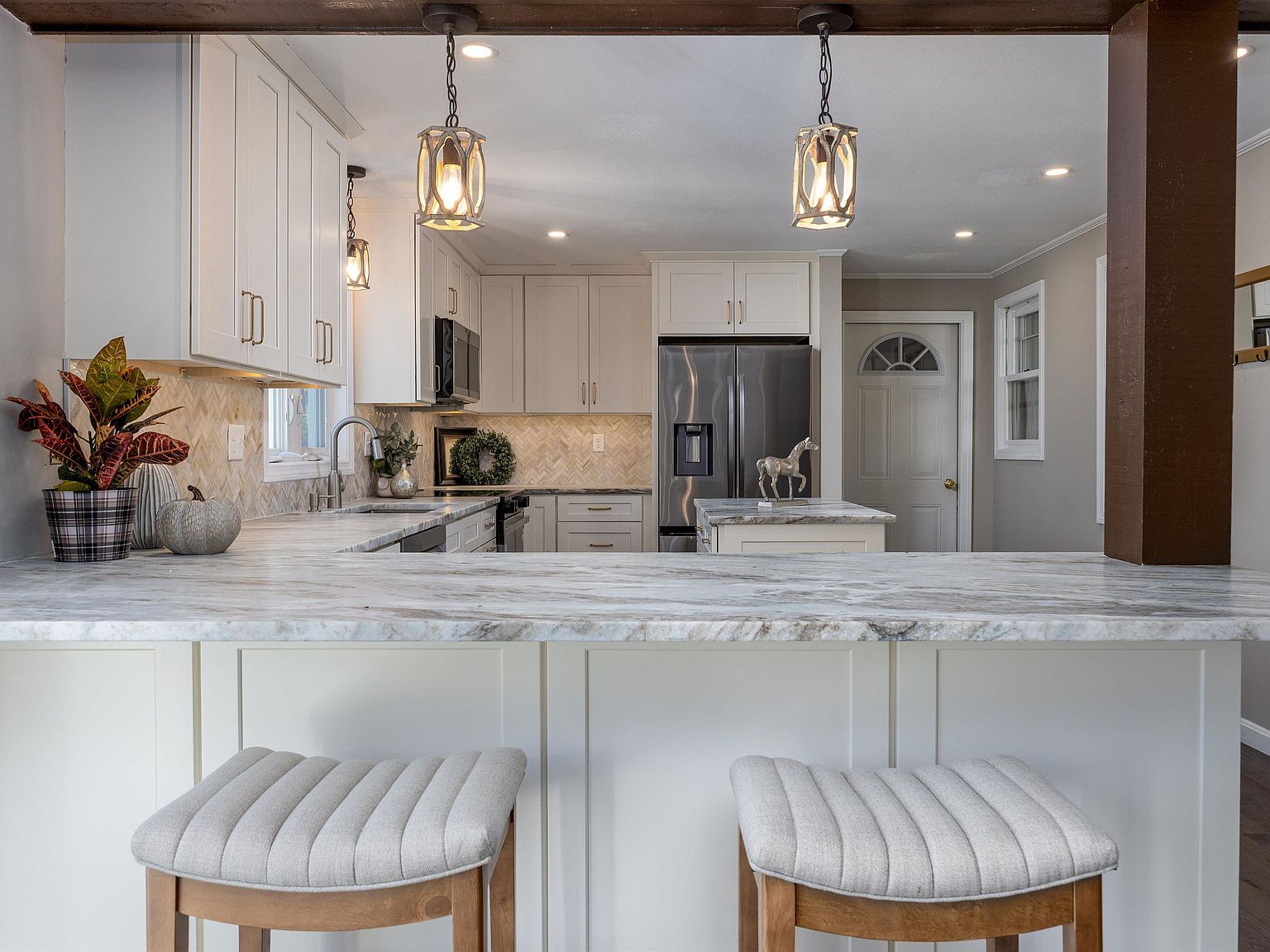 287 North Rd Deerfield, NH 03037  | Single Family