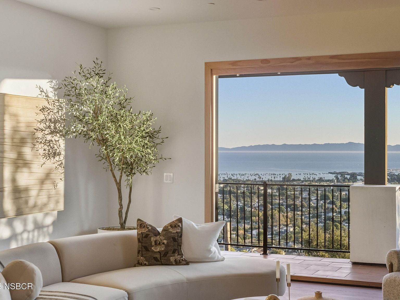 210 Las Alturas Rd Santa Barbara, CA 93103 | Single Family