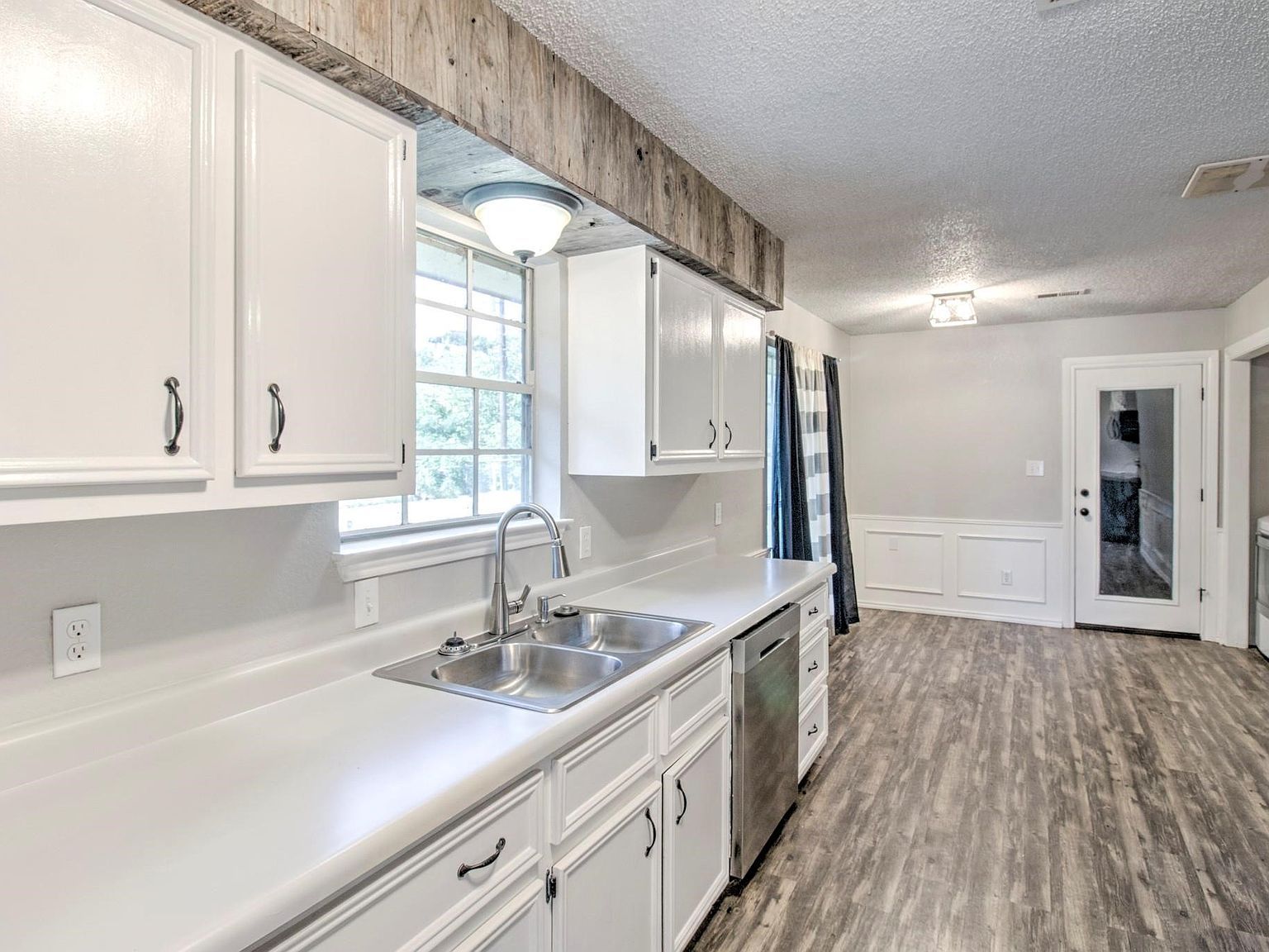 373 Old Shawnee Trail Dr Gordonville, TX 76245 | Single Family