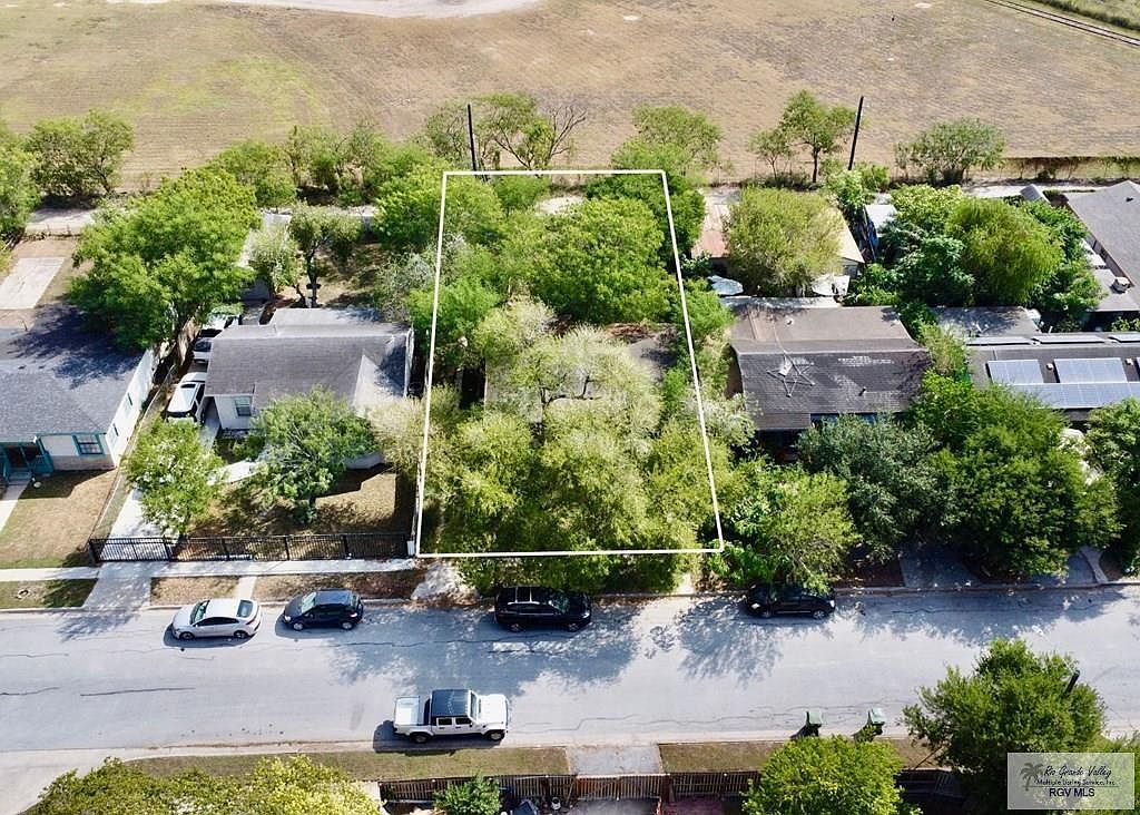 548 Villa Verde Dr Brownsville, TX 78521  | Single Family