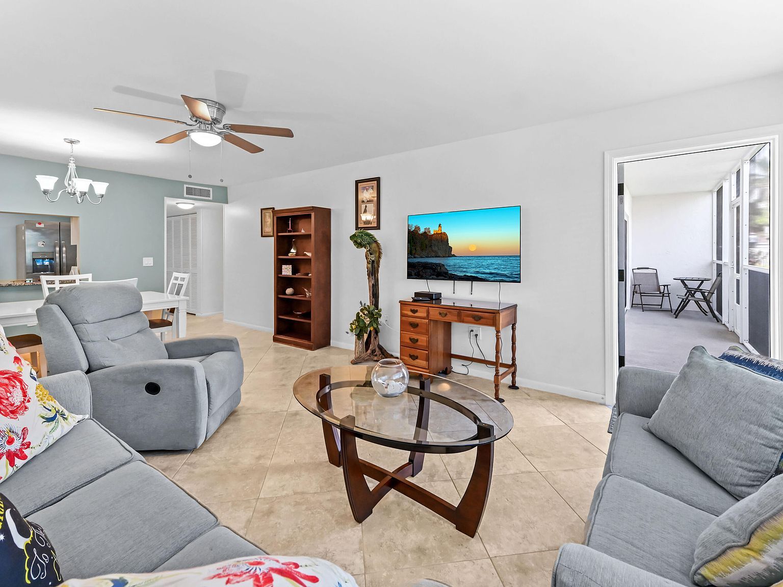 1516 S Lakeside Dr APT 110 Lake Worth, FL 33460 | Condominium