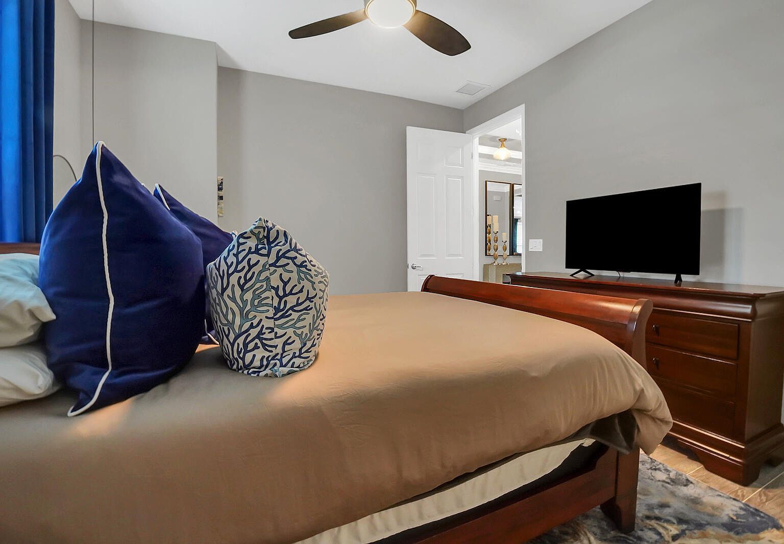 10127 SW Cypress Wood Ct Port Saint Lucie, FL 34987 | Single Family