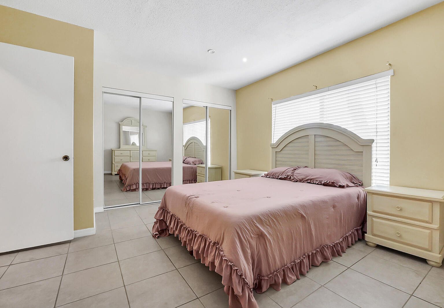 815 W Boynton Beach Blvd APT 8205 Boynton Beach, FL 33426 | Condominium
