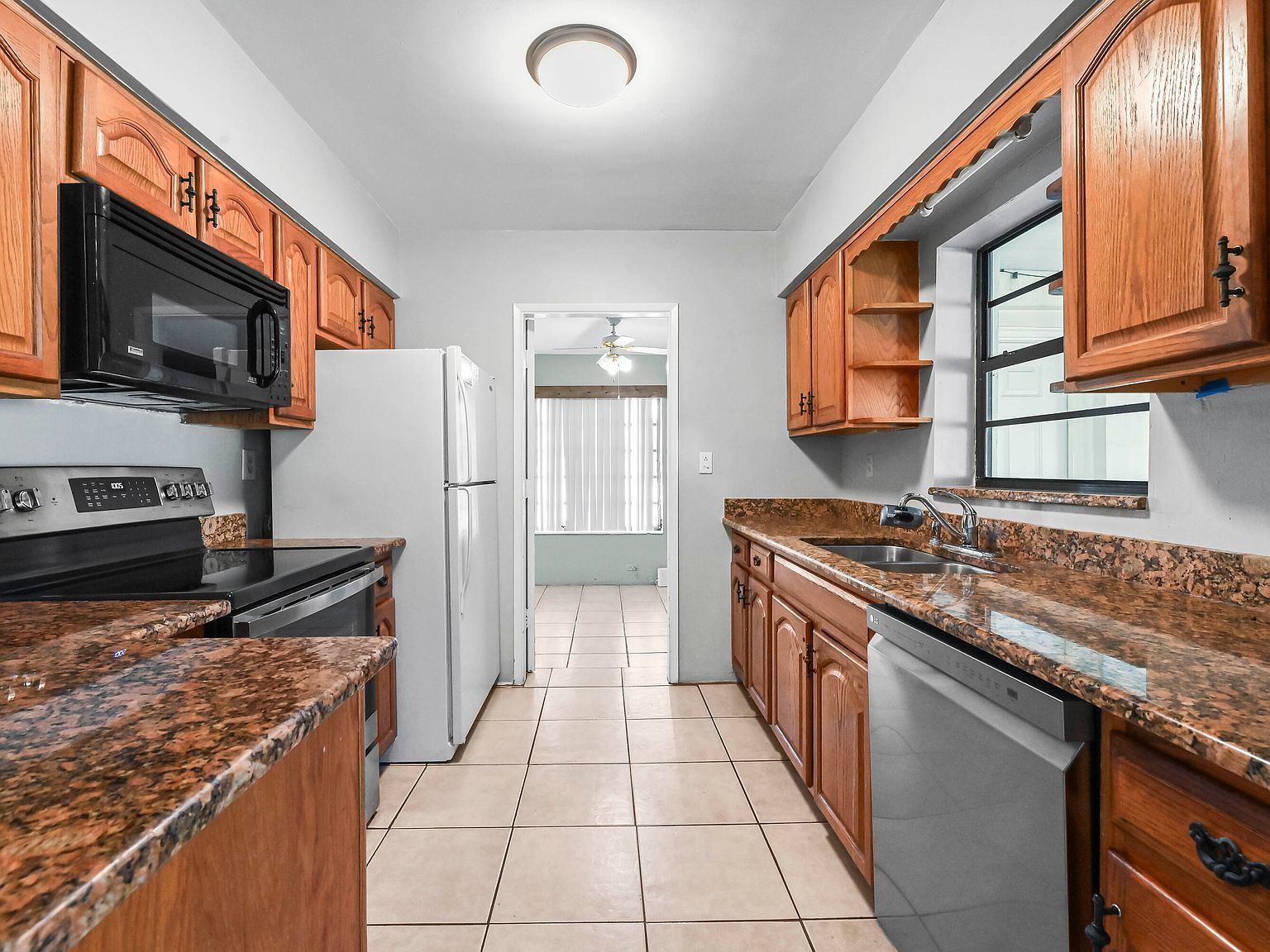 105 NE 2nd Pl Dania, FL 33004 | Single Family