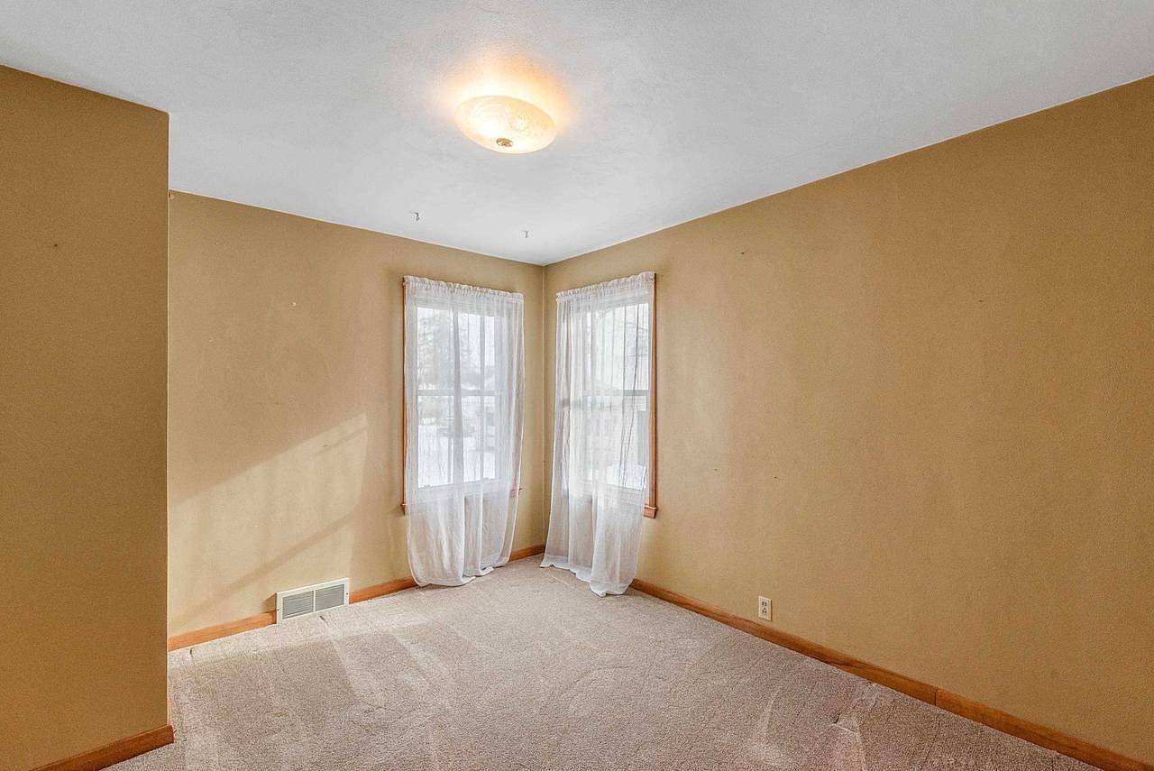 125 Bogert St Beaver Dam, WI 53916 | Single Family