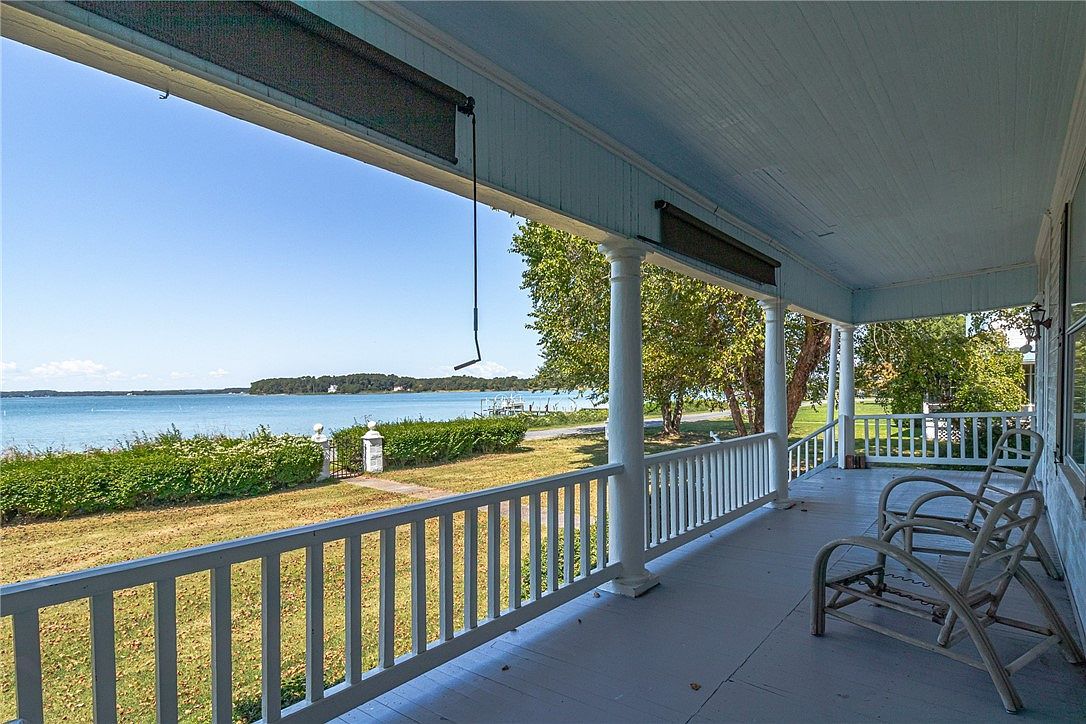 218 Fleeton Point Cir Reedville, VA 22539  | Single Family