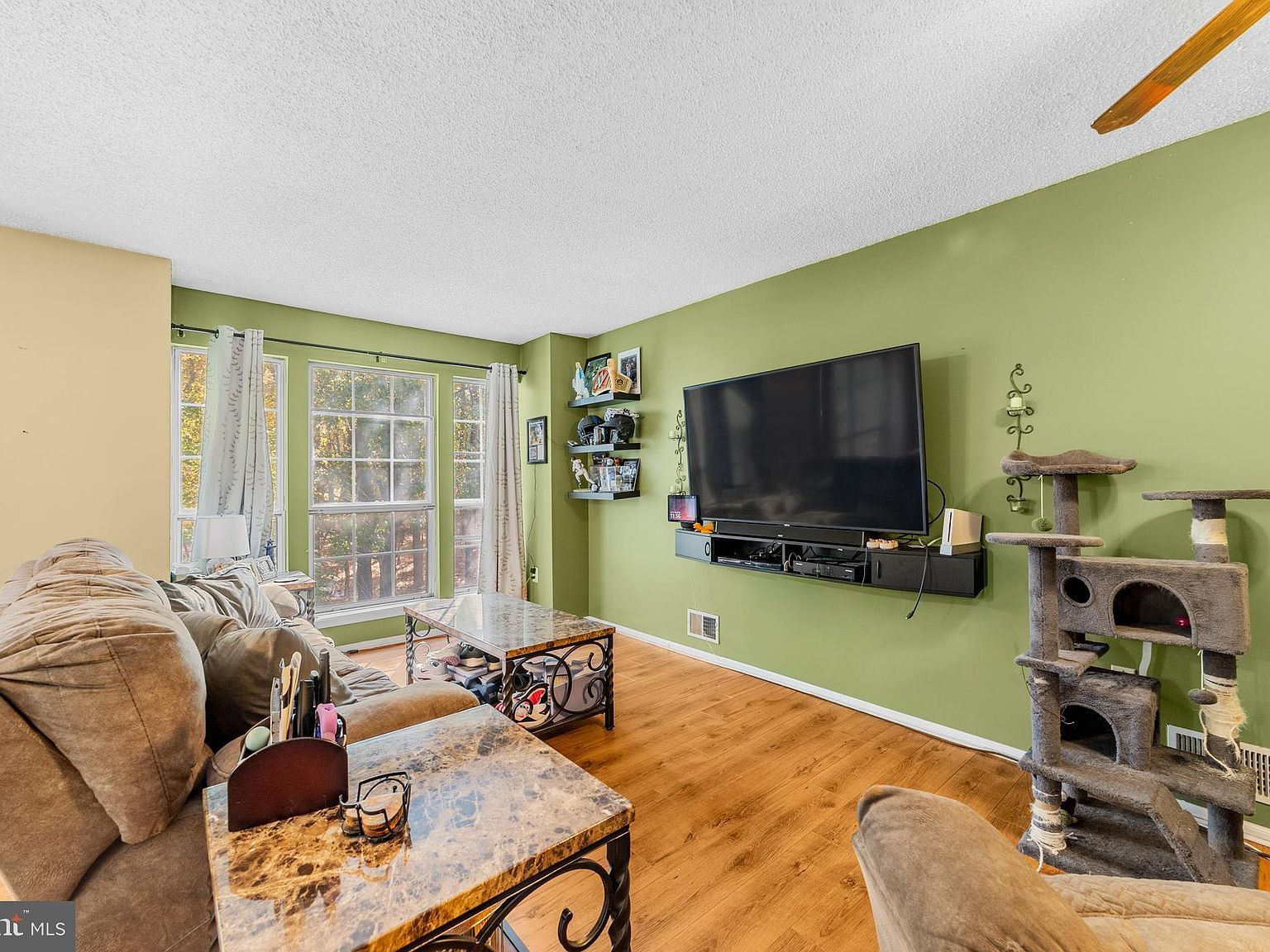 54 Versailles Ct Hamilton, NJ 08619 | New build