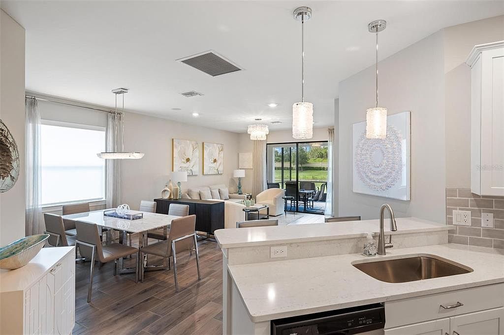 13837 Vadini St Venice, FL 34293  | Single Family