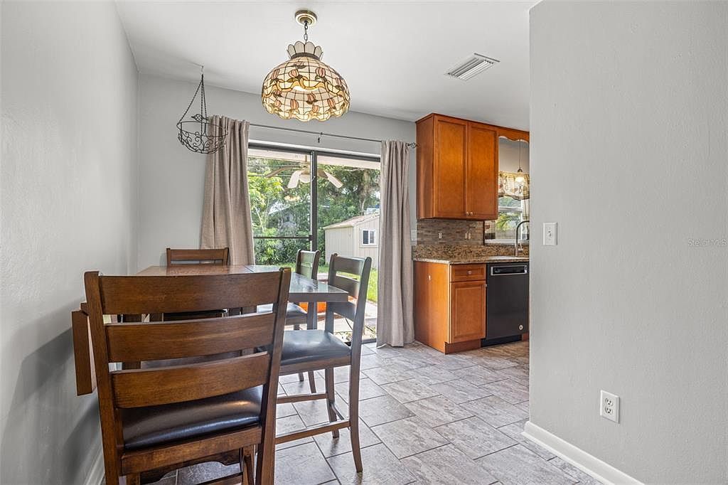 3252 21st Pl SW Largo, FL 33774  | Single Family