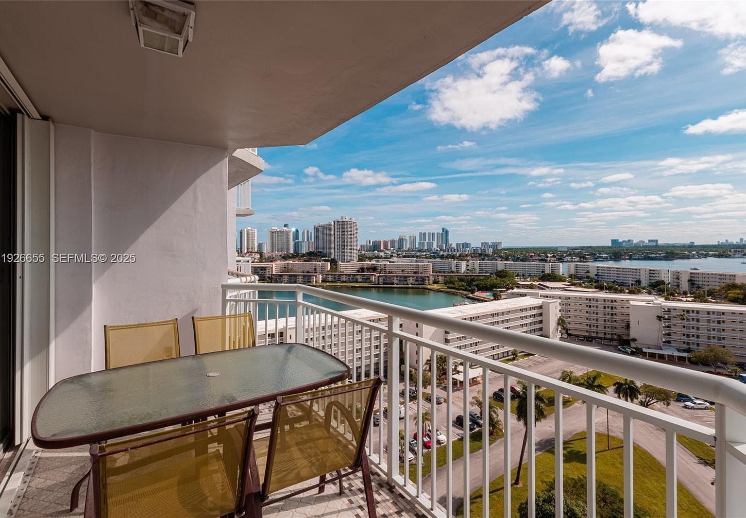 18011 Biscayne Blvd APT 1501 Aventura, FL 33160 | Condominium