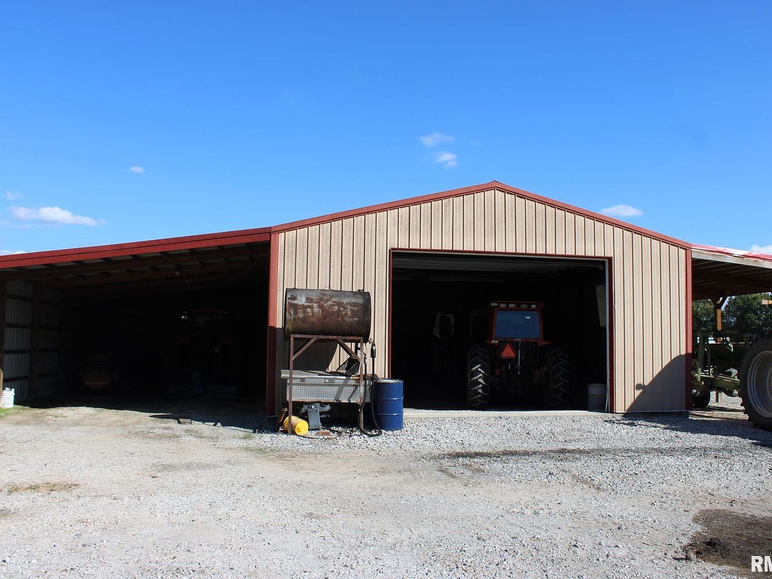 7003 River Rd Iuka, IL 62849 | Single Family