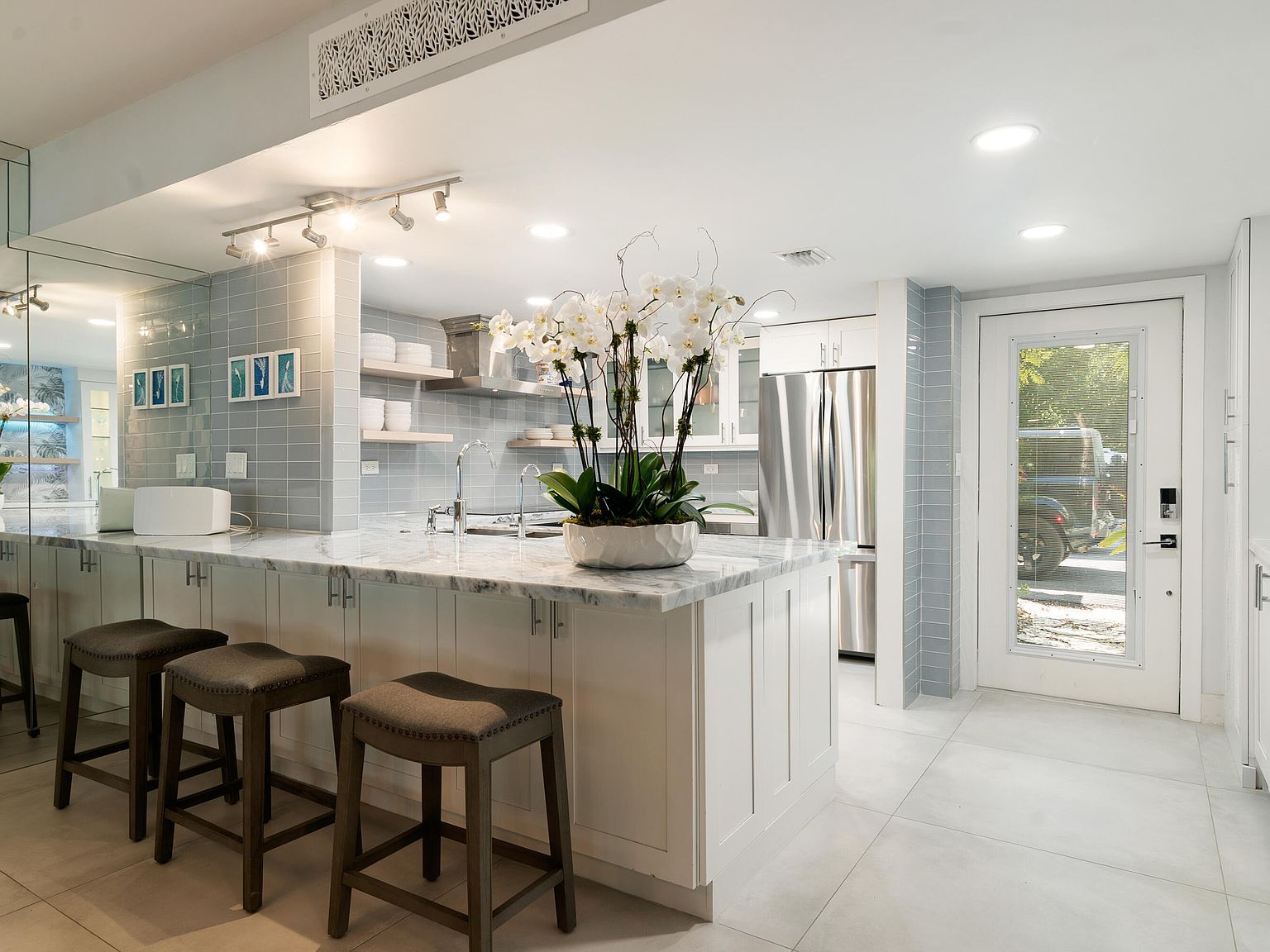 97652 Overseas Hwy APT M4 Key Largo, FL 33037  | Condominium