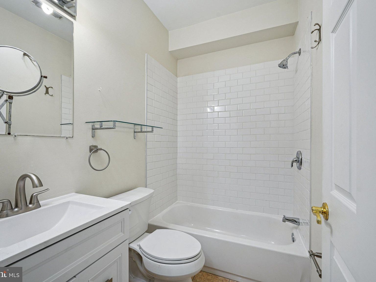 552 N 11th St Philadelphia, PA 19123  | Multi Family