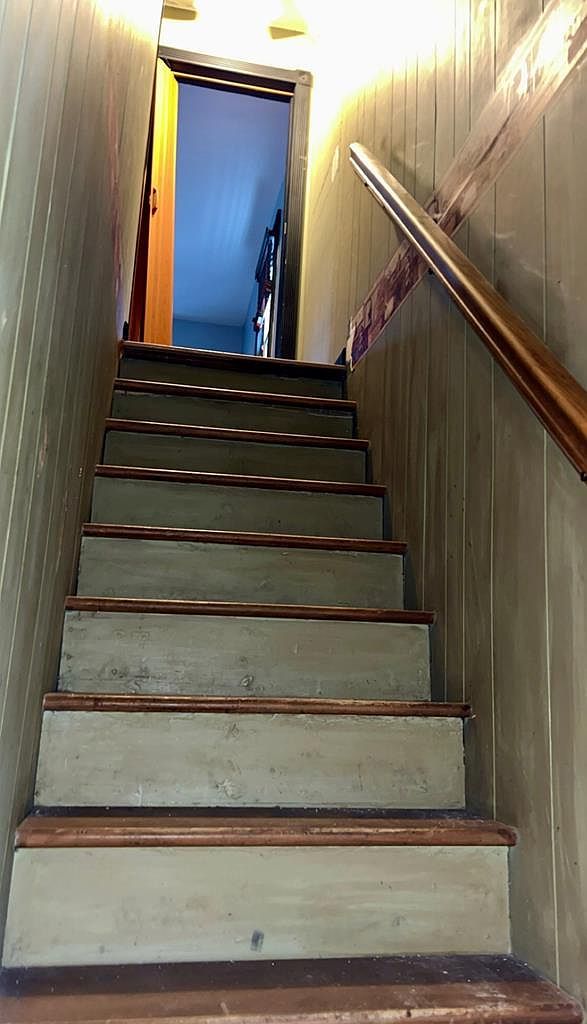 12 Cromwell St Wheeling, WV 26003  | Single Family