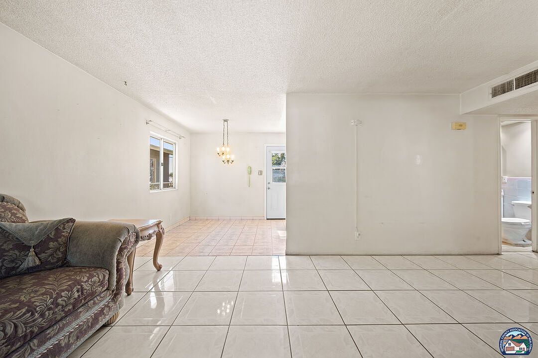 652 Lincoln St Calexico, CA 92231  | Single Family