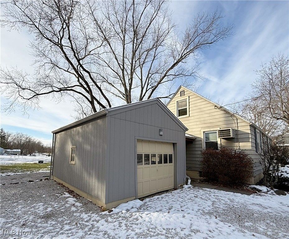 16190 River St NE Alliance, OH 44601  | Single Family