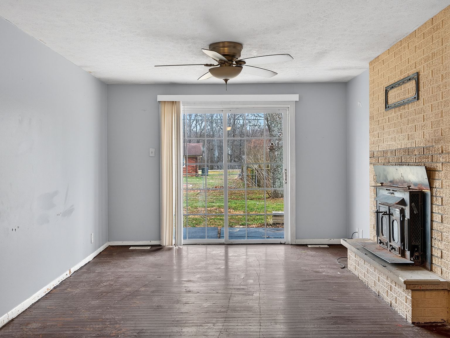 8220 N Greenacres Rd Scipio, IN 47273  | Single Family