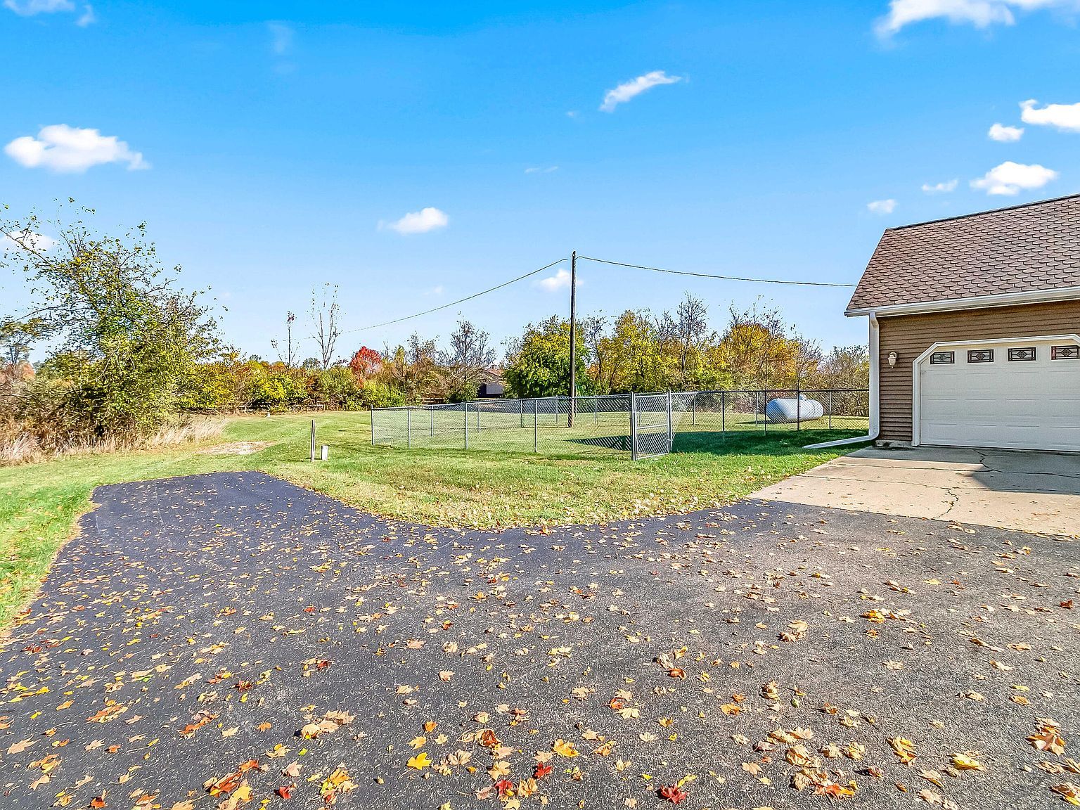 1240 E Bear Lake Rd Hillsdale, MI 49242 | Single Family