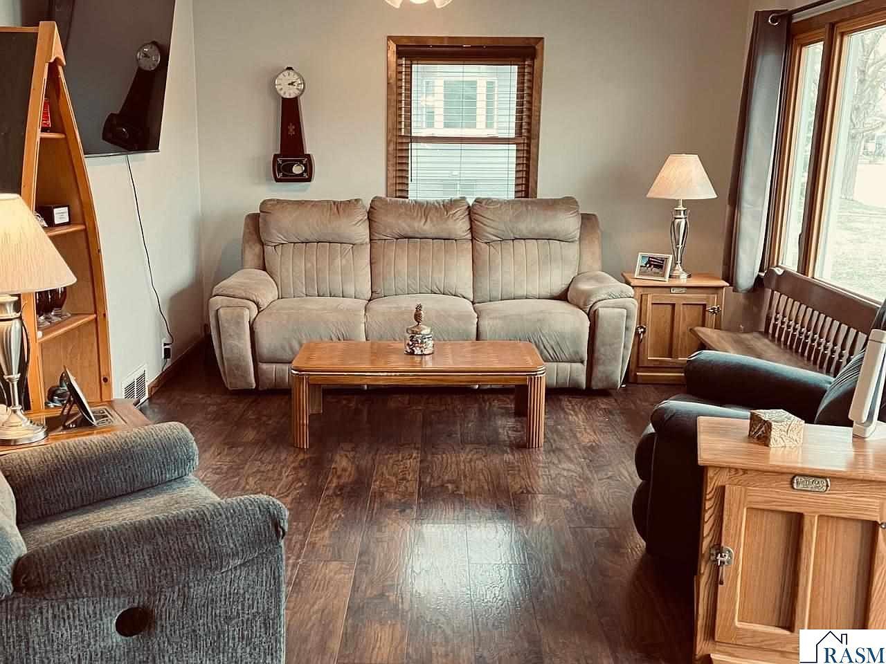 208 E South St Janesville, MN 56048  | Single Family