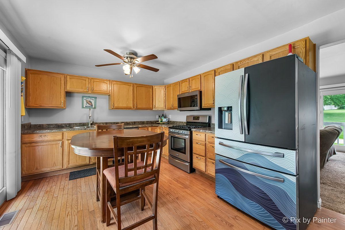 1233 Lakewood Dr Somonauk, IL 60552 | Single Family