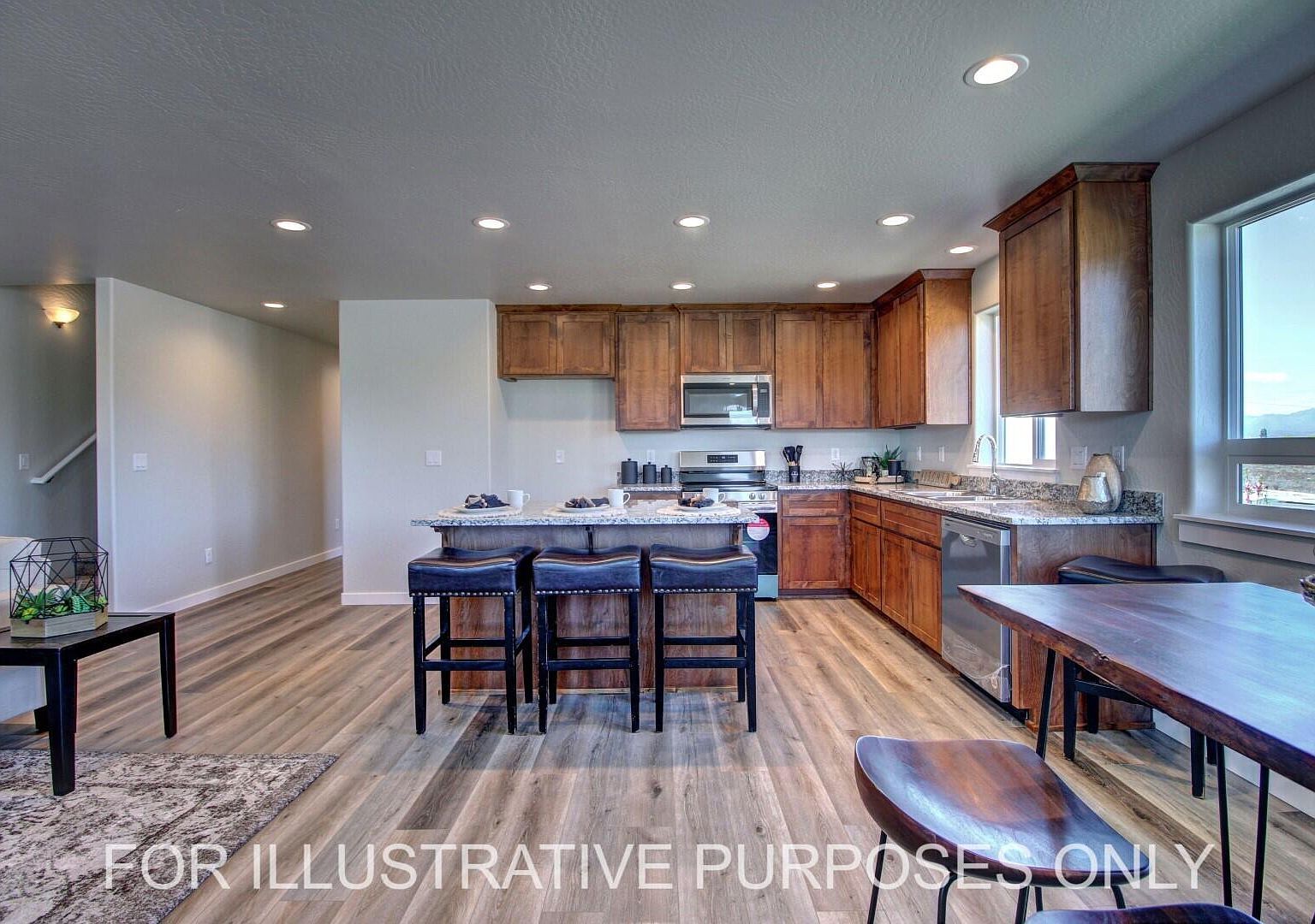 1121 Annalise St Central Point, OR 97502 | Multi Family