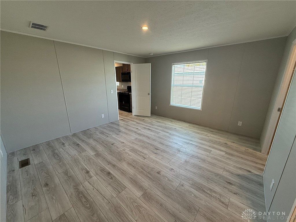 15 Beth Ln Miamisburg, OH 45342 | New build