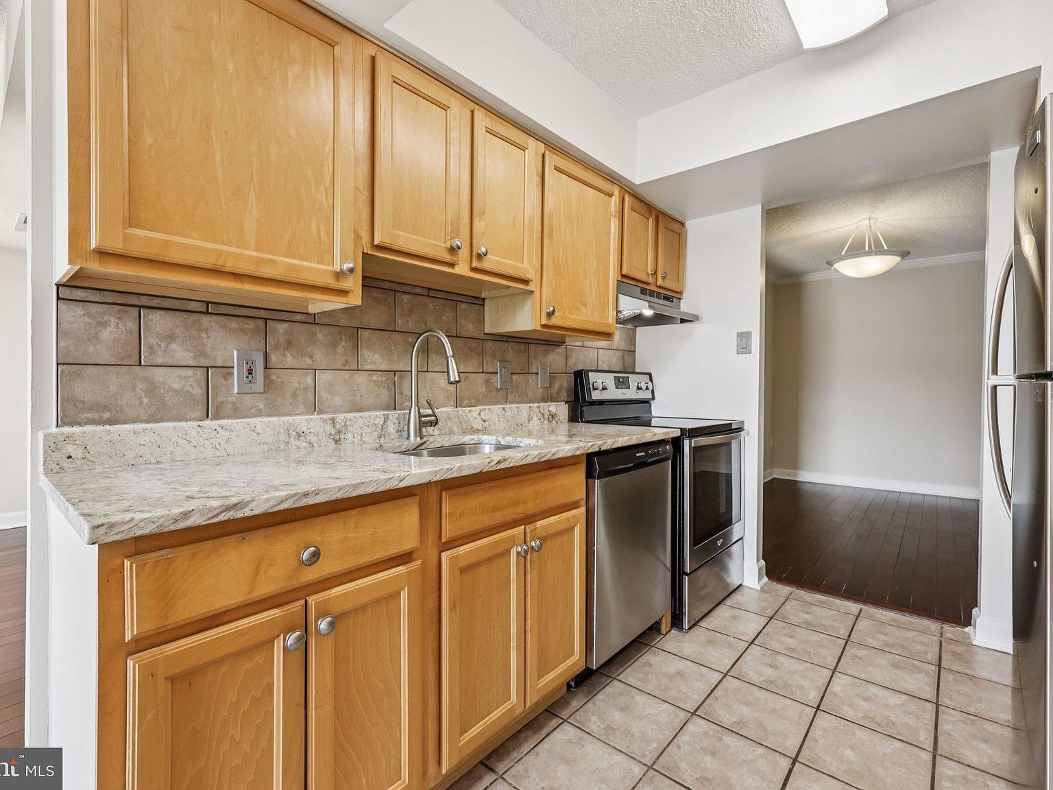 4500 S Four Mile Run Dr APT 220 Arlington, VA 22204  | Condominium