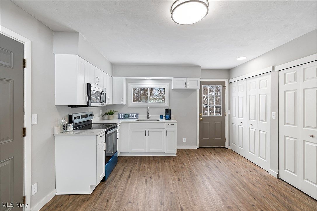 1121 41st St NW Canton, OH 44709  | Single Family