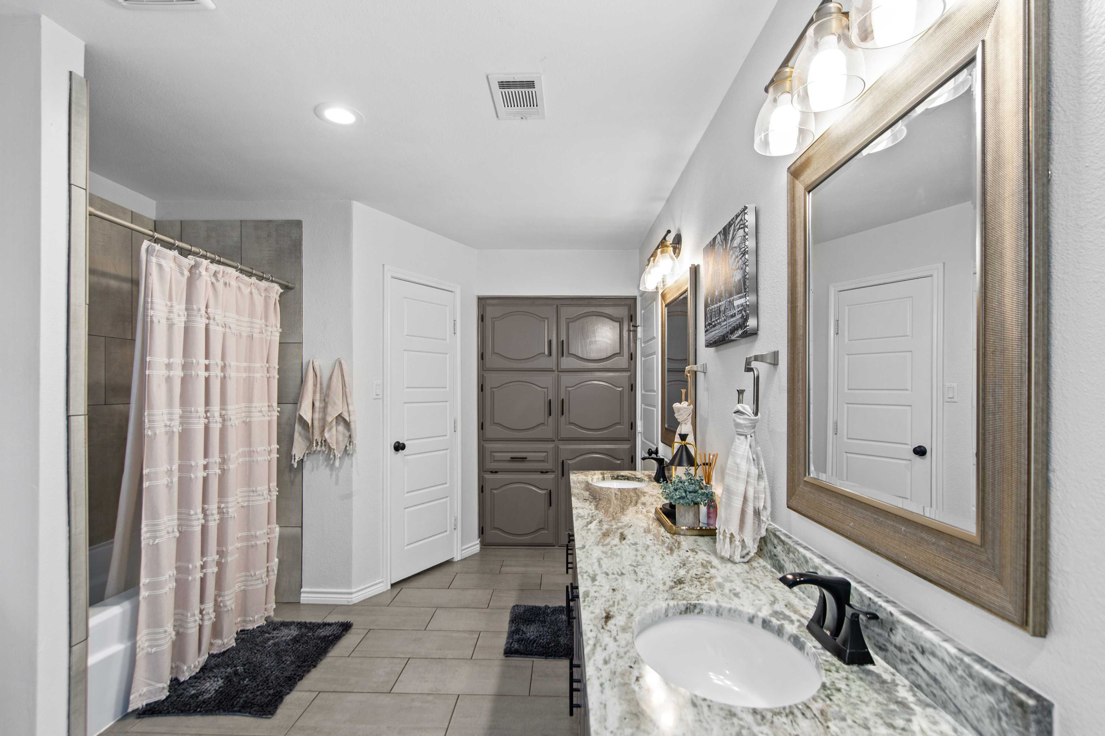 701 West Esparada Drive, Georgetown, TX, USA, 78628 | Single Family