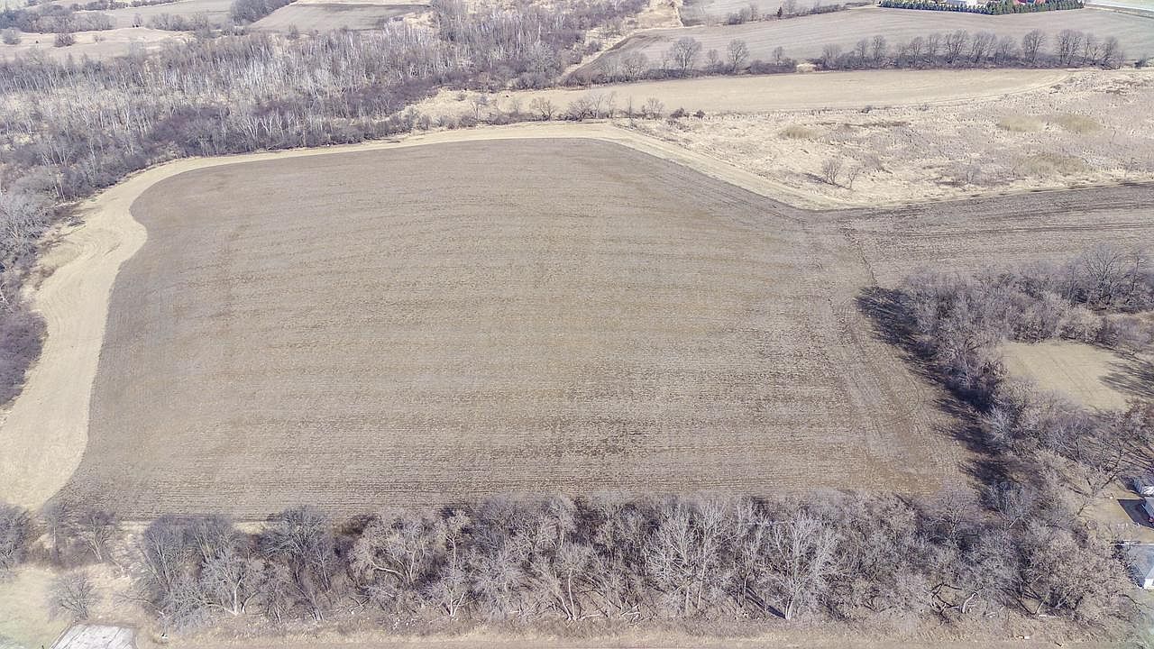 1600 Patricia Dr West Bend, WI 53090  | Land/Lot