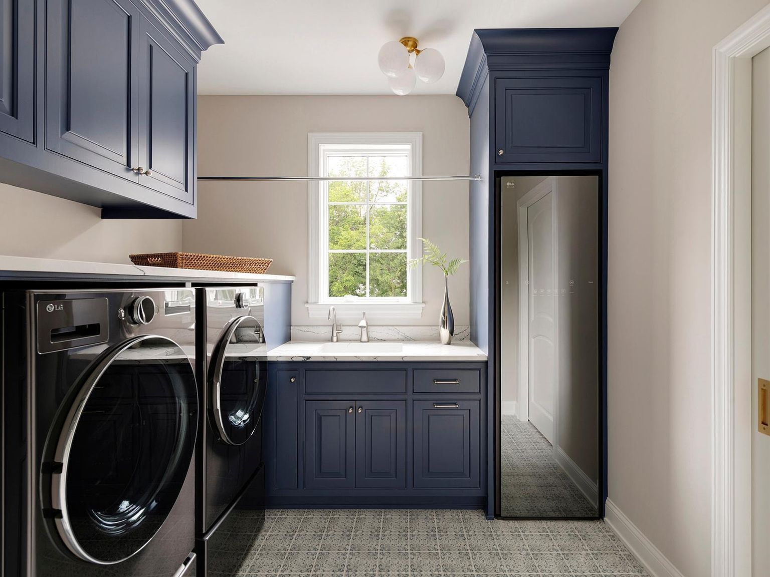 3941 White Oak Ln Excelsior, MN 55331  | Land/Lot