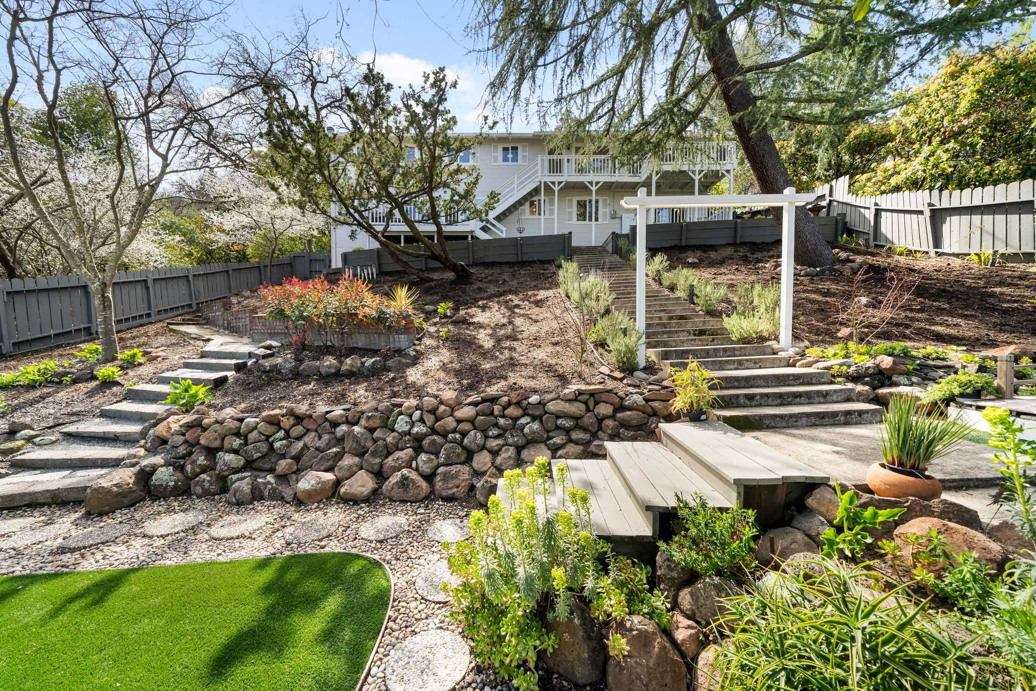 930 Hawthorn Drive, Lafayette, CA, USA, 94549  | Single Family