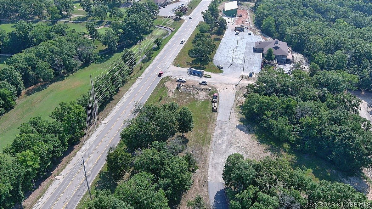 Horseshoe Pkwy Lake Ozark, MO 65049 - Thumbnail 3