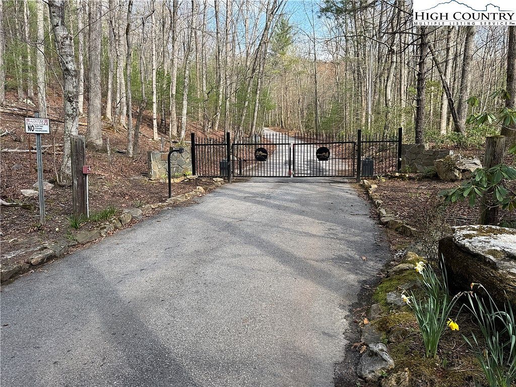 Cherokee Trl Marion, NC 28752  | Land/Lot